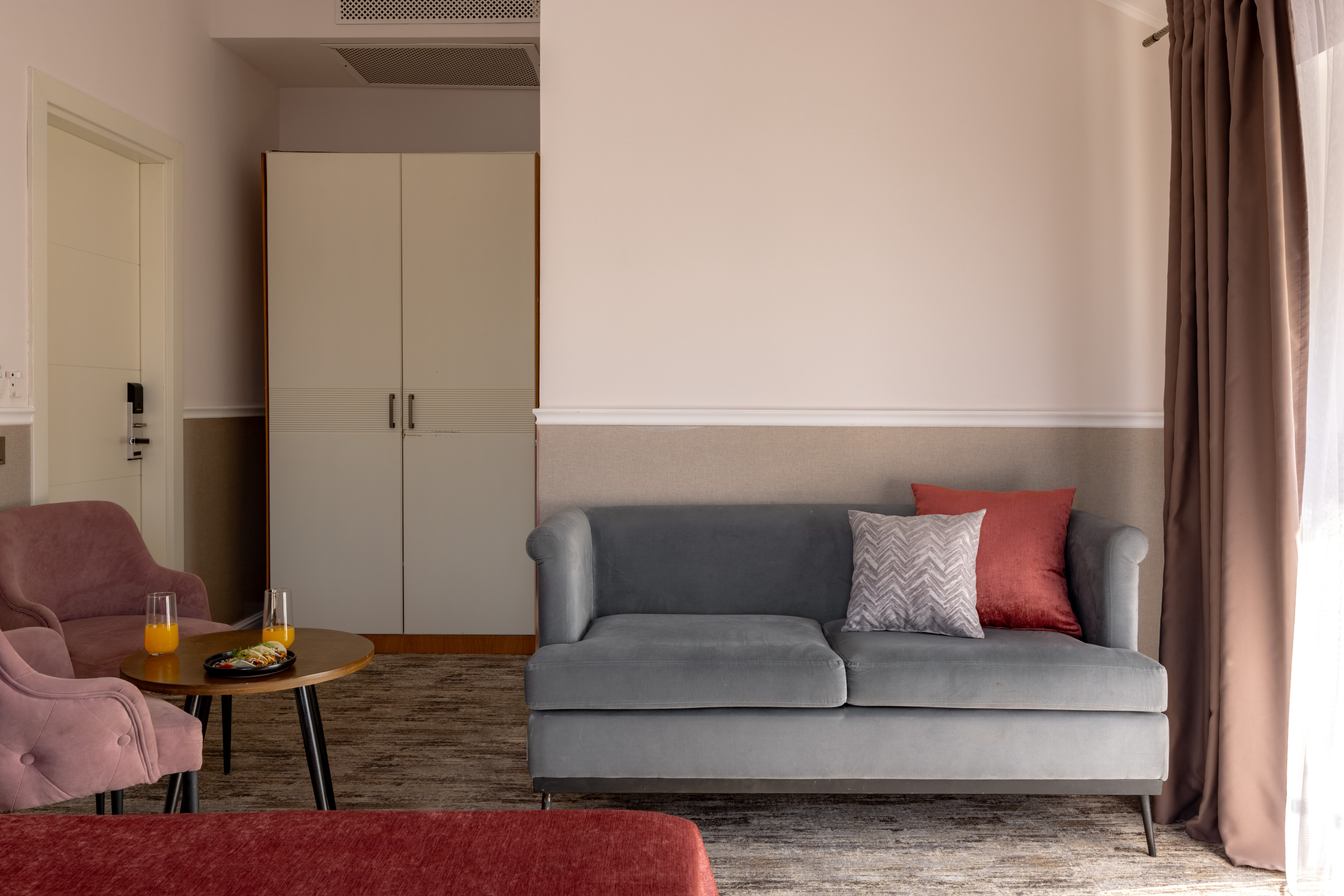 Фото Moutain View Boutique