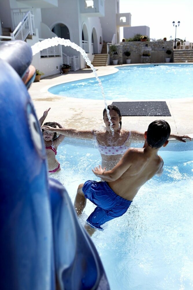 Фото Mitos Suites