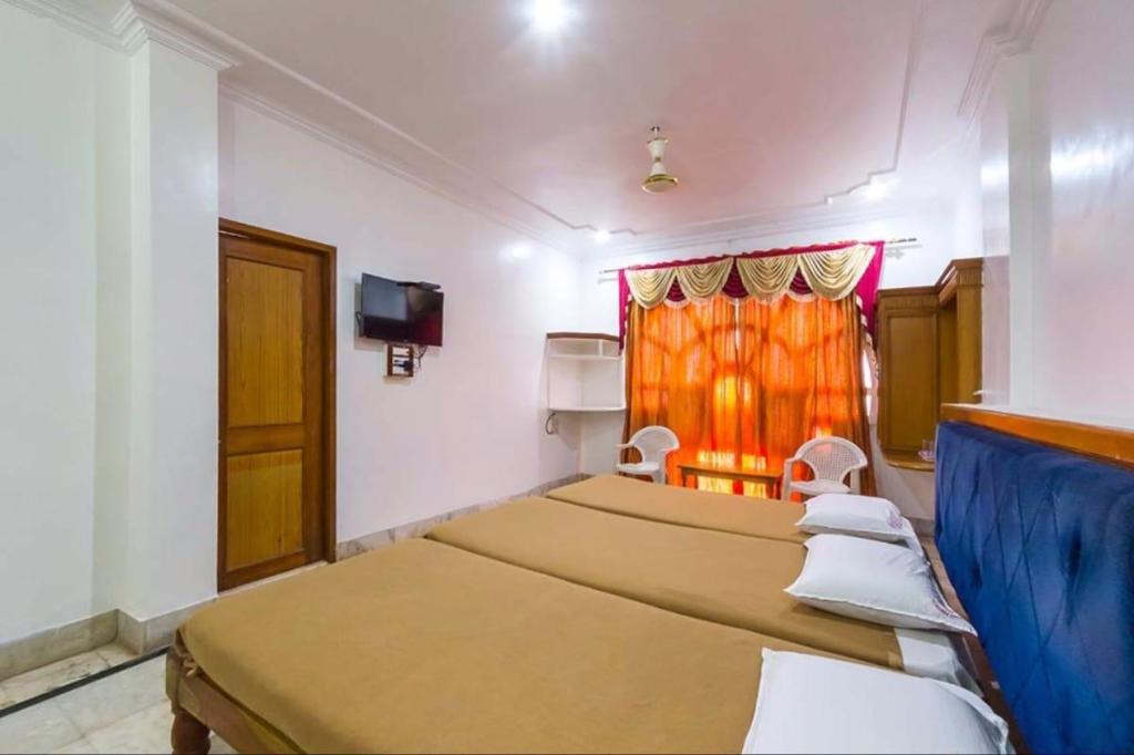 Фото Iroomz Shanbhag Towers International