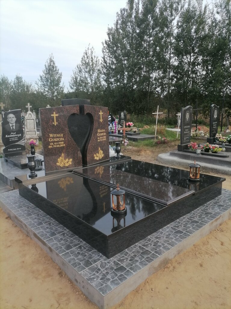 Production of tombstones Memory in Stone, Grodno, photo