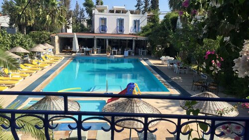 Alya Hotel