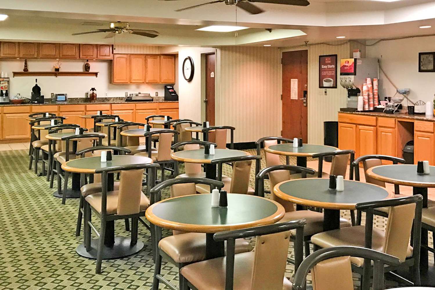 Фото Country Inn & Suites by Radisson Erie