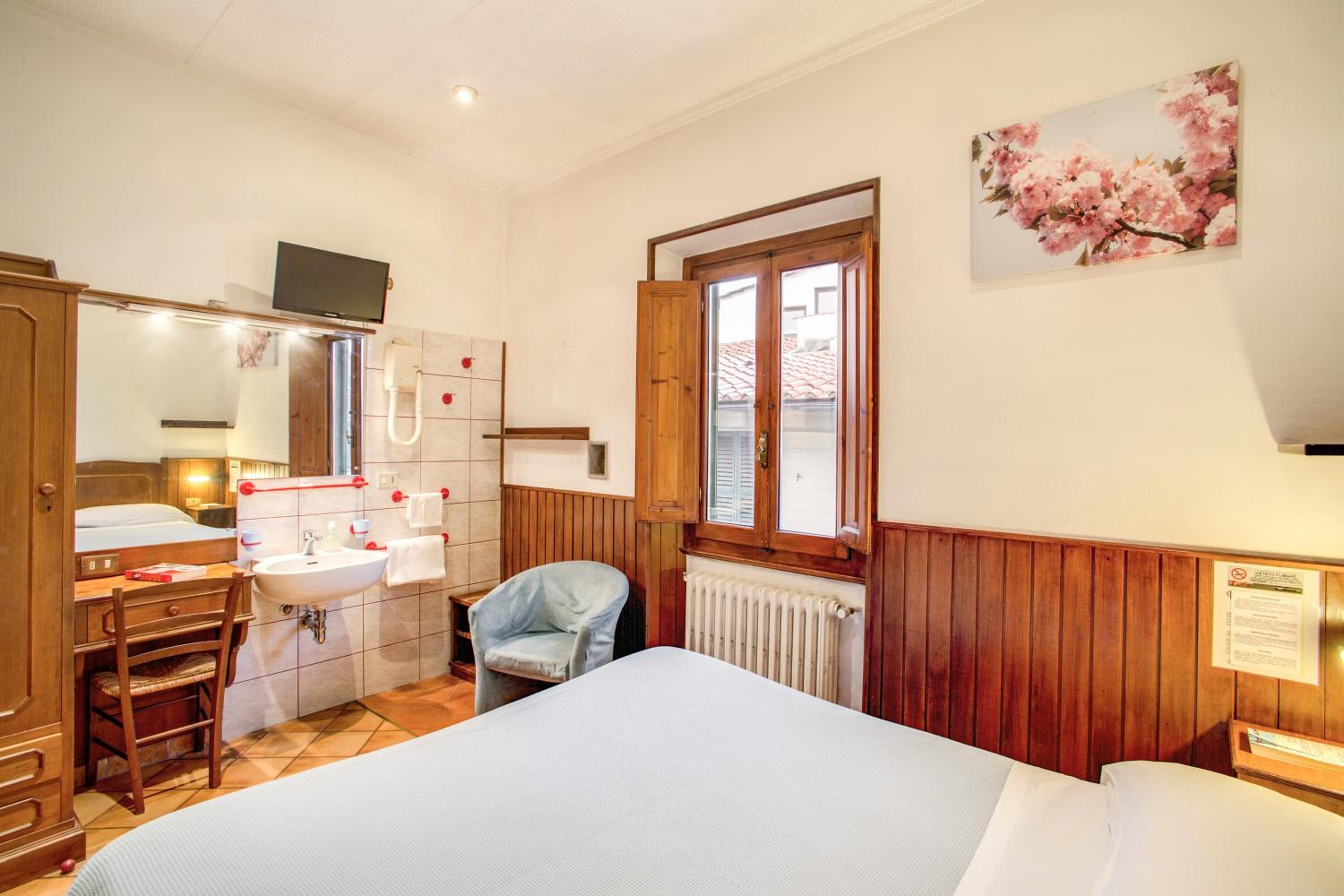 Фото Hotel Lorena