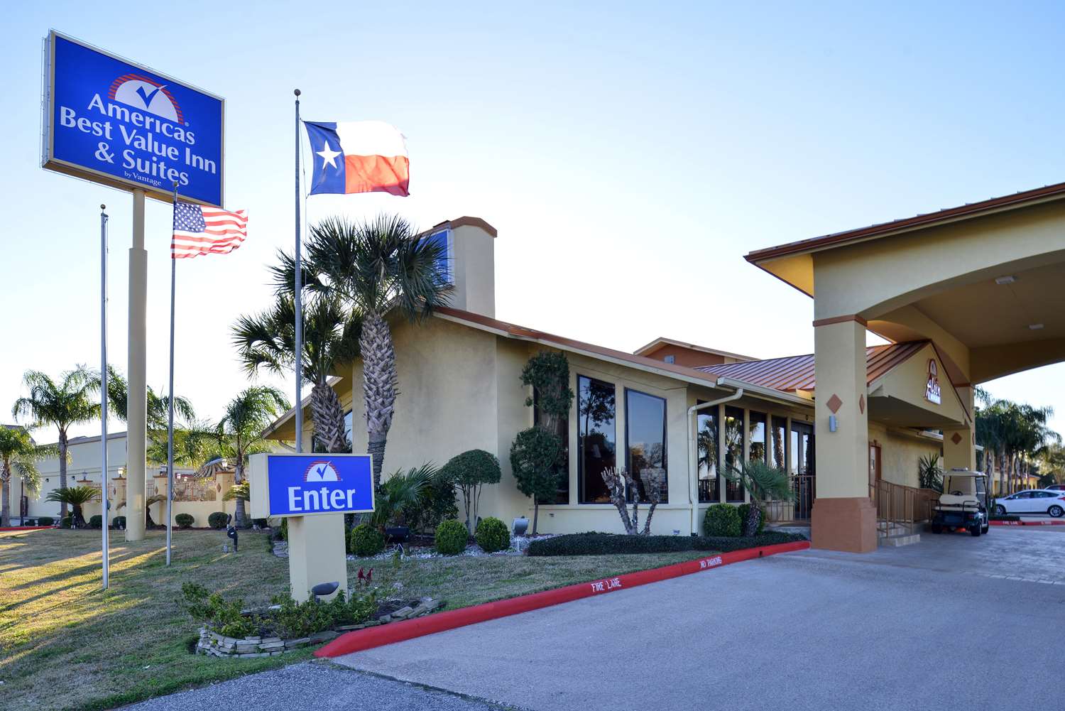 Фото Americas Best Value Inn & Suites Alvin Houston