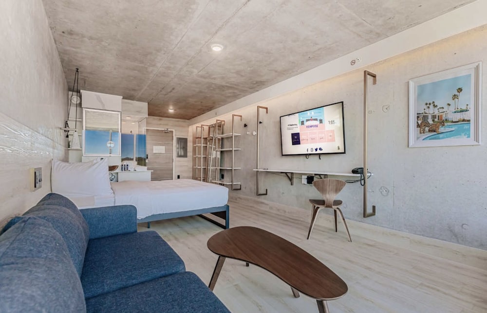 Фото Kompose Boutique Hotel