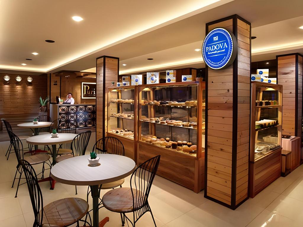 Фото De Puri Boutique Hotel