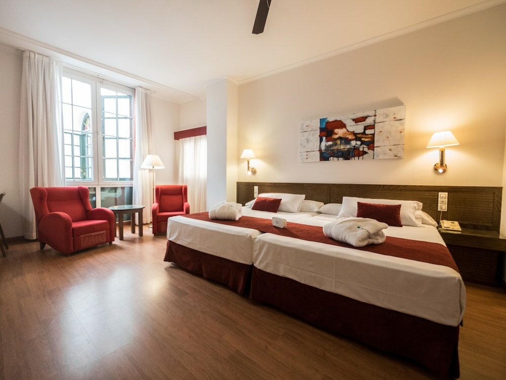 Фото Senator Cádiz SPA Hotel