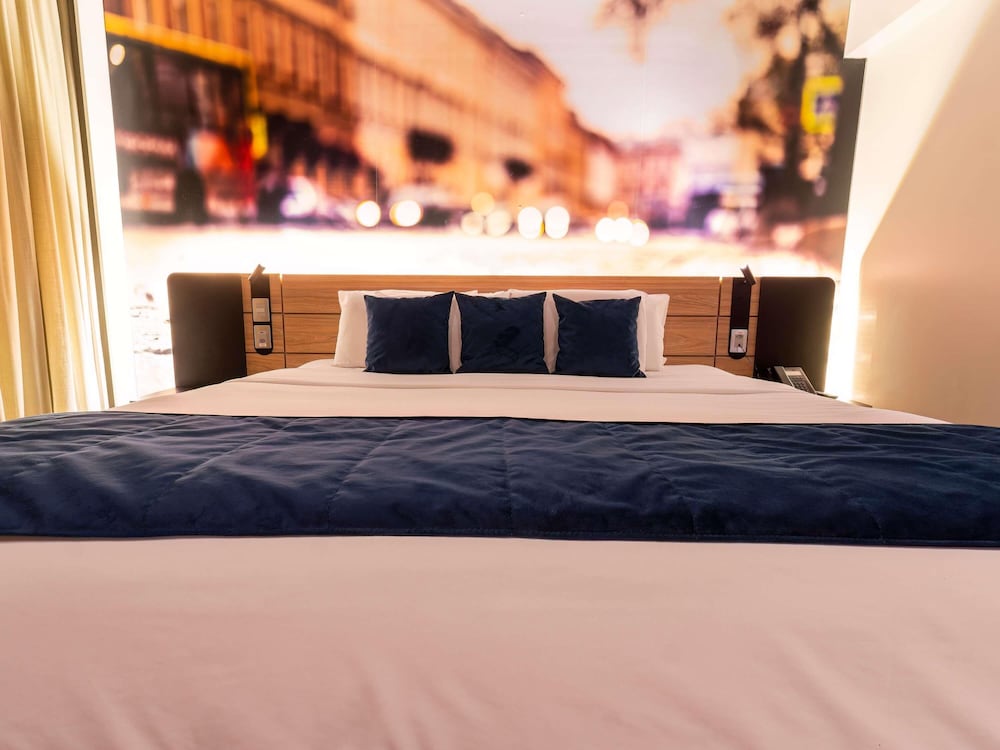 Фото Novotel Curitiba Batel