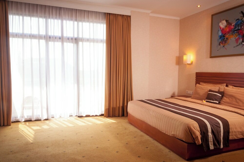 Фото Bali Paradise City Hotel