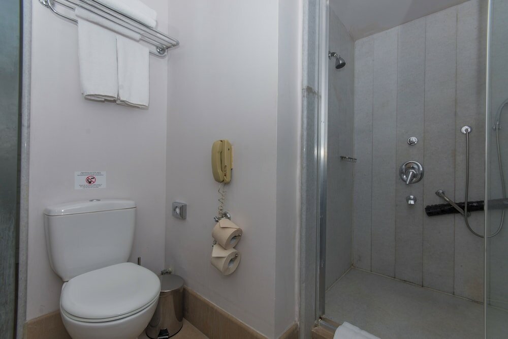 Фото The Capsis Bristol Boutique Hotel