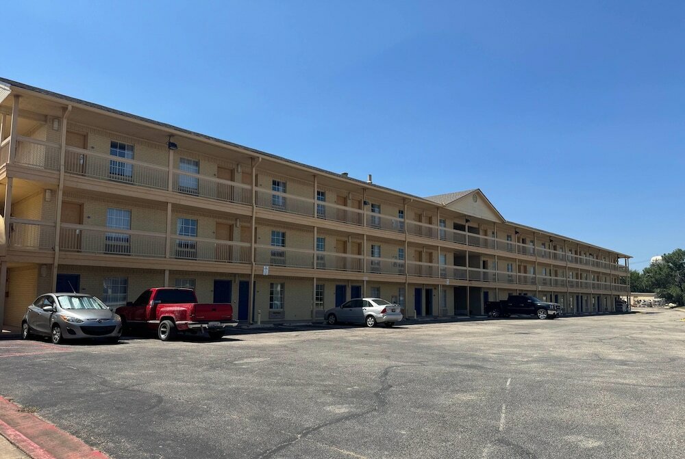 Фото Days Inn by Wyndham Georgetown