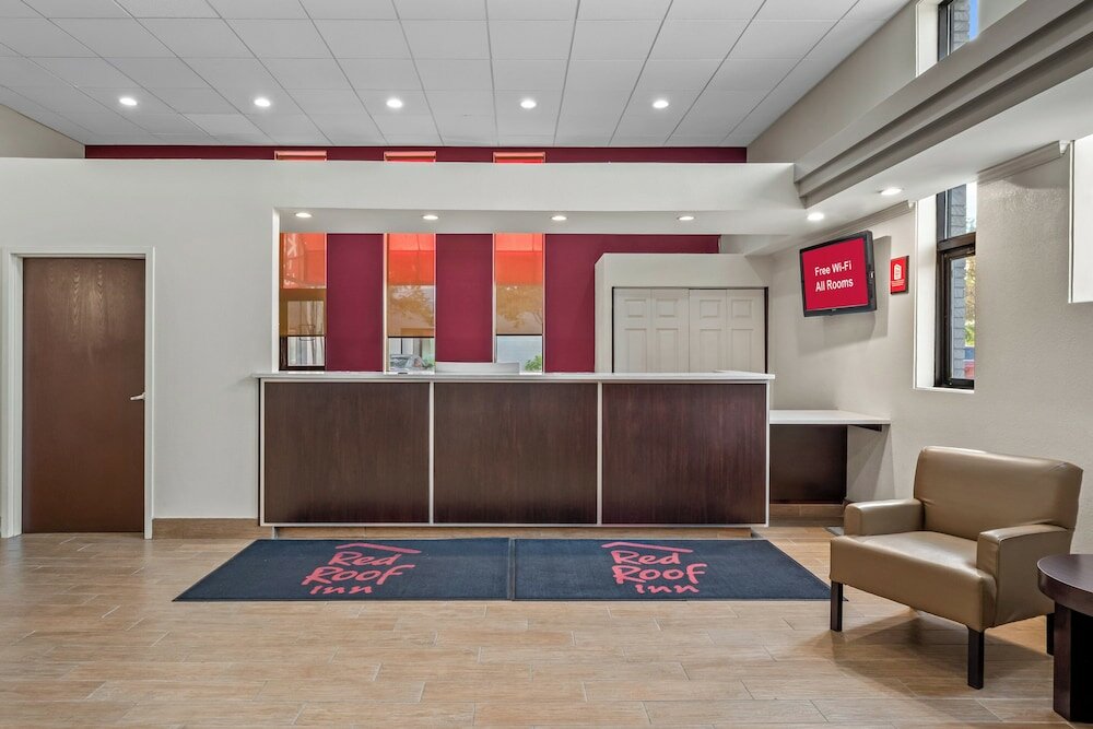 Фото Red Roof Inn Ann Arbor - University of Michigan South