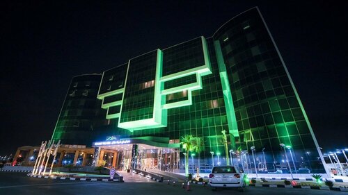 Гостиница Holiday Villa Hail Hotel فندق هوليداي فيلا حائل в Хаиле