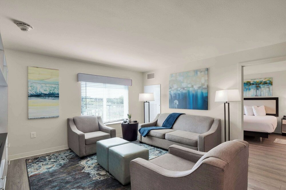 Фото Waterwalk Raleigh Rtp