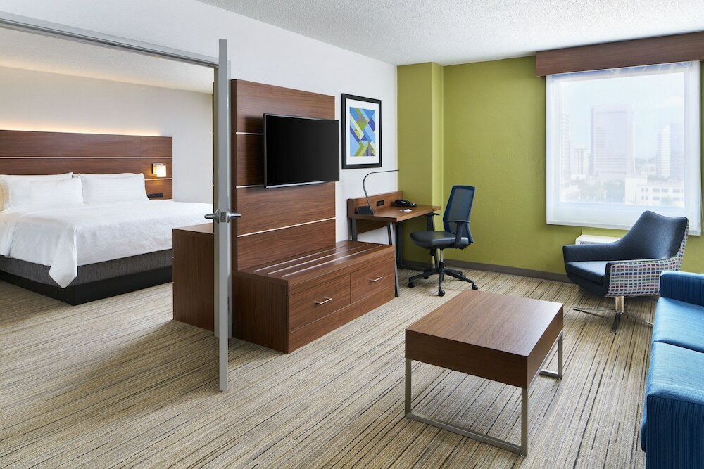 Фото Holiday Inn Express Richmond Downtown, an Ihg Hotel