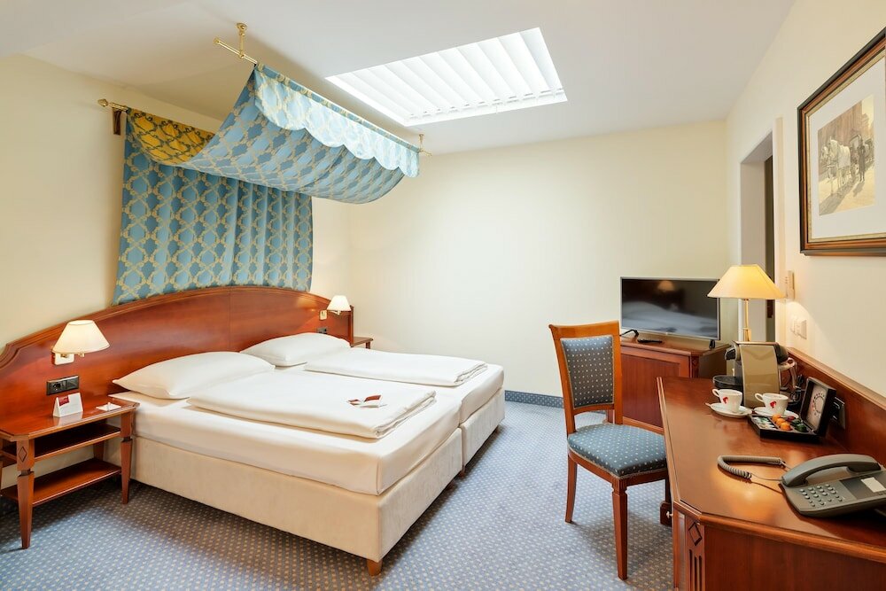 Фото Austria Trend Hotel Schloss Wilhelminenberg