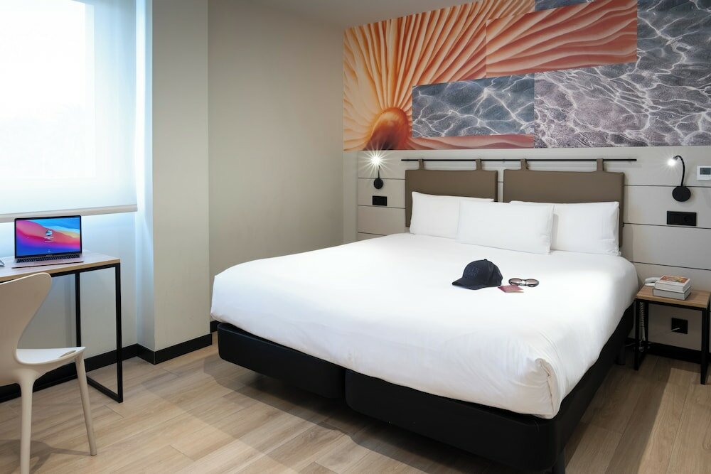 Фото Hotel Bed4U Santander