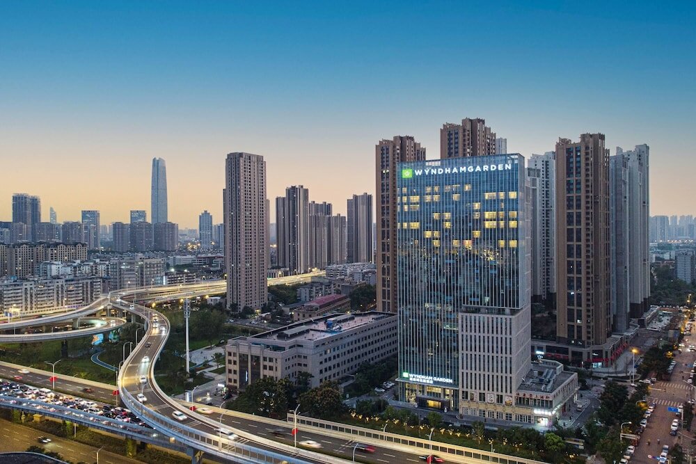 Фото Wyndham Garden Wuhan Hankou