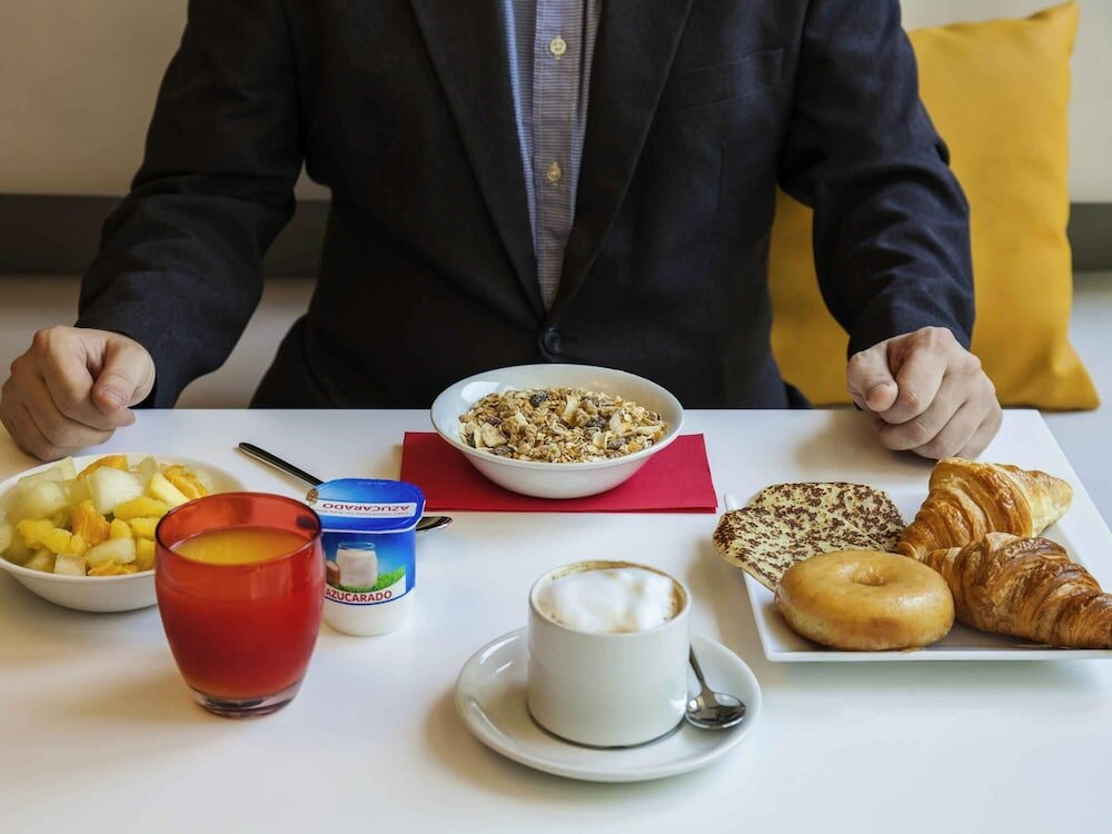 Фото Ibis Barcelona Cornella