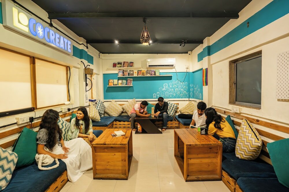 Фото Locomo Hostel - Mumbai
