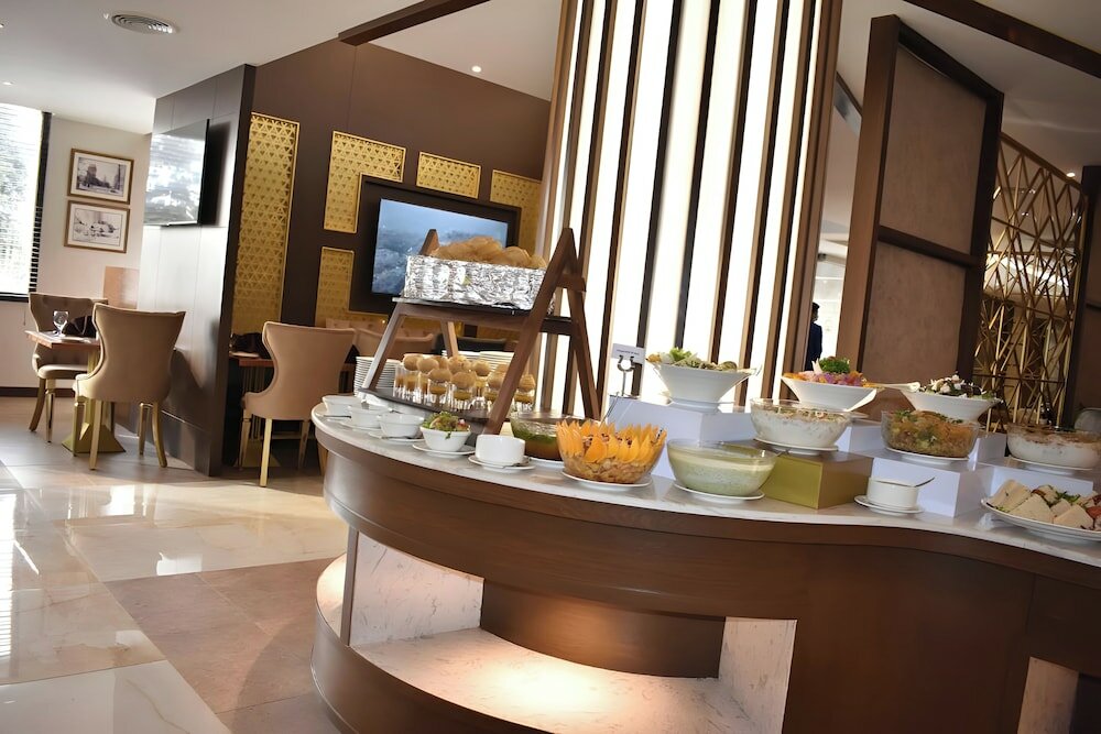 Фото Faletti's Grand Hotel Multan