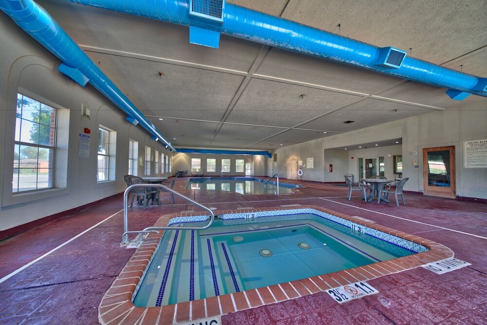 Фото Comfort Inn & Suites