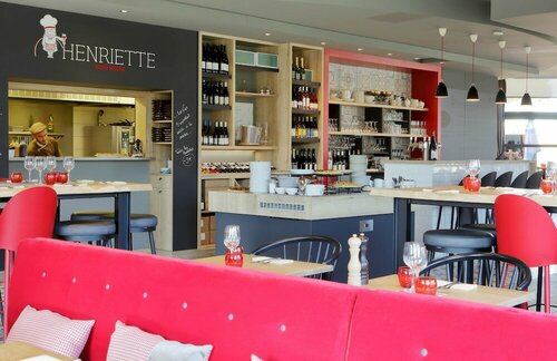 Гостиница Hôtel Kyriad Angers Ouest Beaucouzé в Анжере