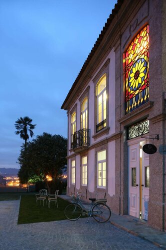 Внешний вид отеля Solar Egas Moniz Charming House & Local Experiences в Пенафиле, фото 2