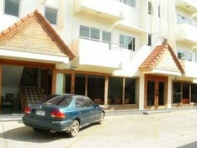 Fah Place Hotel