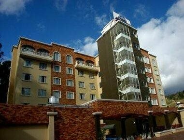 Гостиница Sonesta Hotel Loja в Лоха