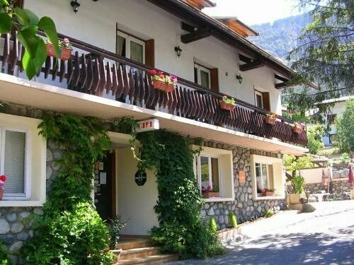 Гостиница Auberge de L'Impossible в Бриансоне