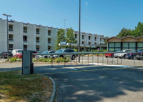 Гостиница Kyriad Montchanin - Le Creusot в Ле-Крёзо