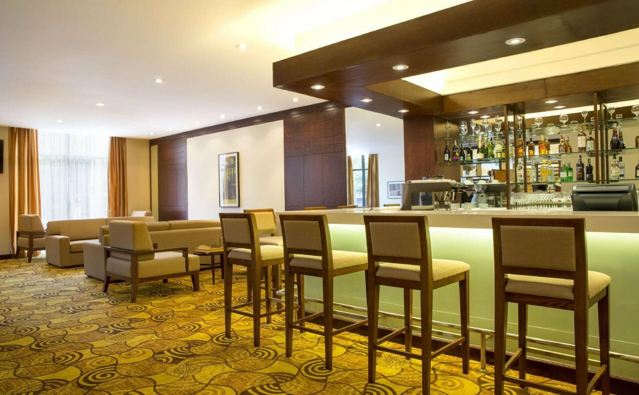 Hilton Garden Inn Hanoi - 14