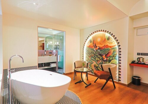Гостиница Lotus Beach Resort в Бенаулиме