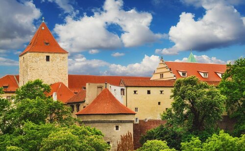 Гостиница Courtyard by Marriott Prague Airport в Гостивице