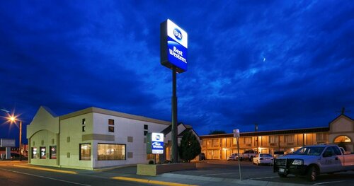 Гостиница Best Western War Bonnet Inn в Майлс-Сити