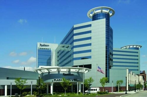 Гостиница Radisson Plaza Hotel at Kalamazoo Center в Каламазу