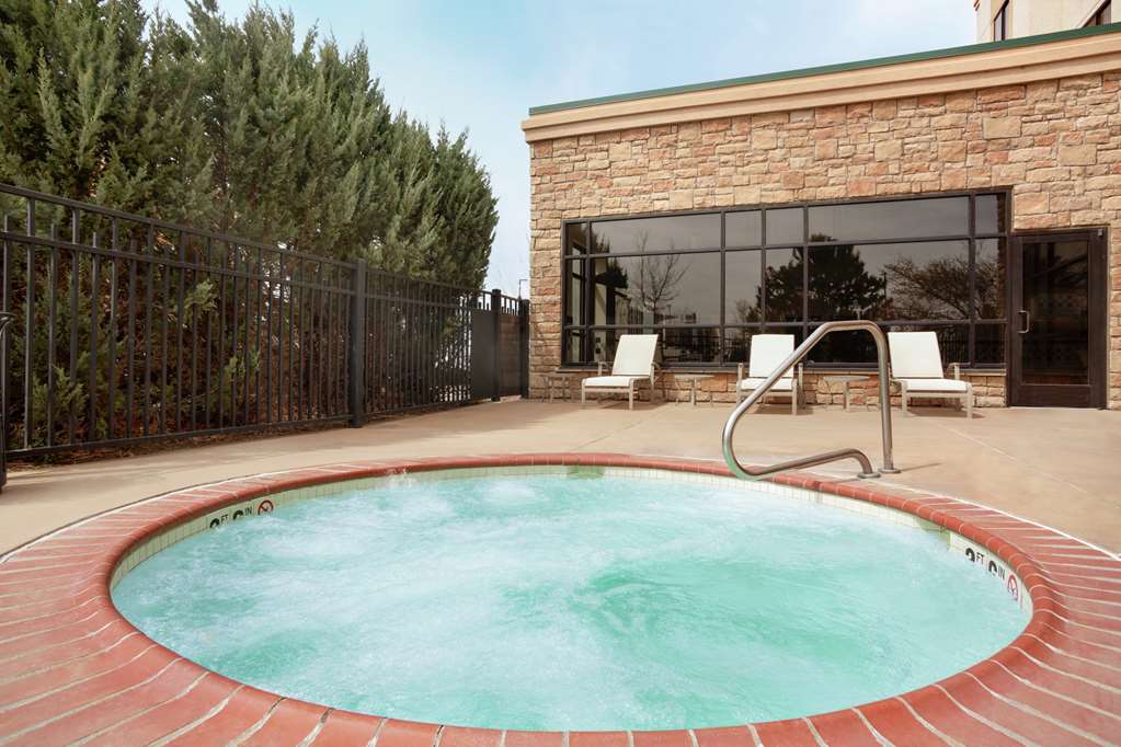 Фото Embassy Suites by Hilton Denver International Airport