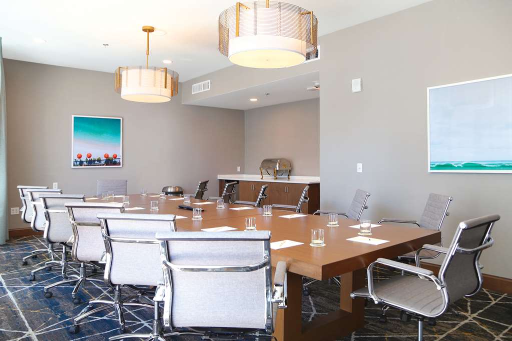 Фото DoubleTree by Hilton Ocean City Oceanfront