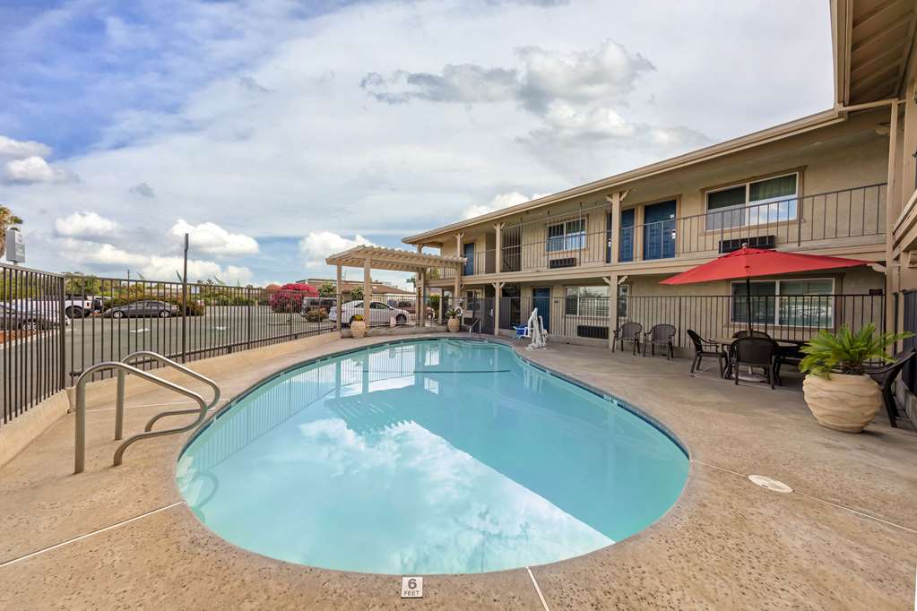 Фото Best Western Hanford Inn