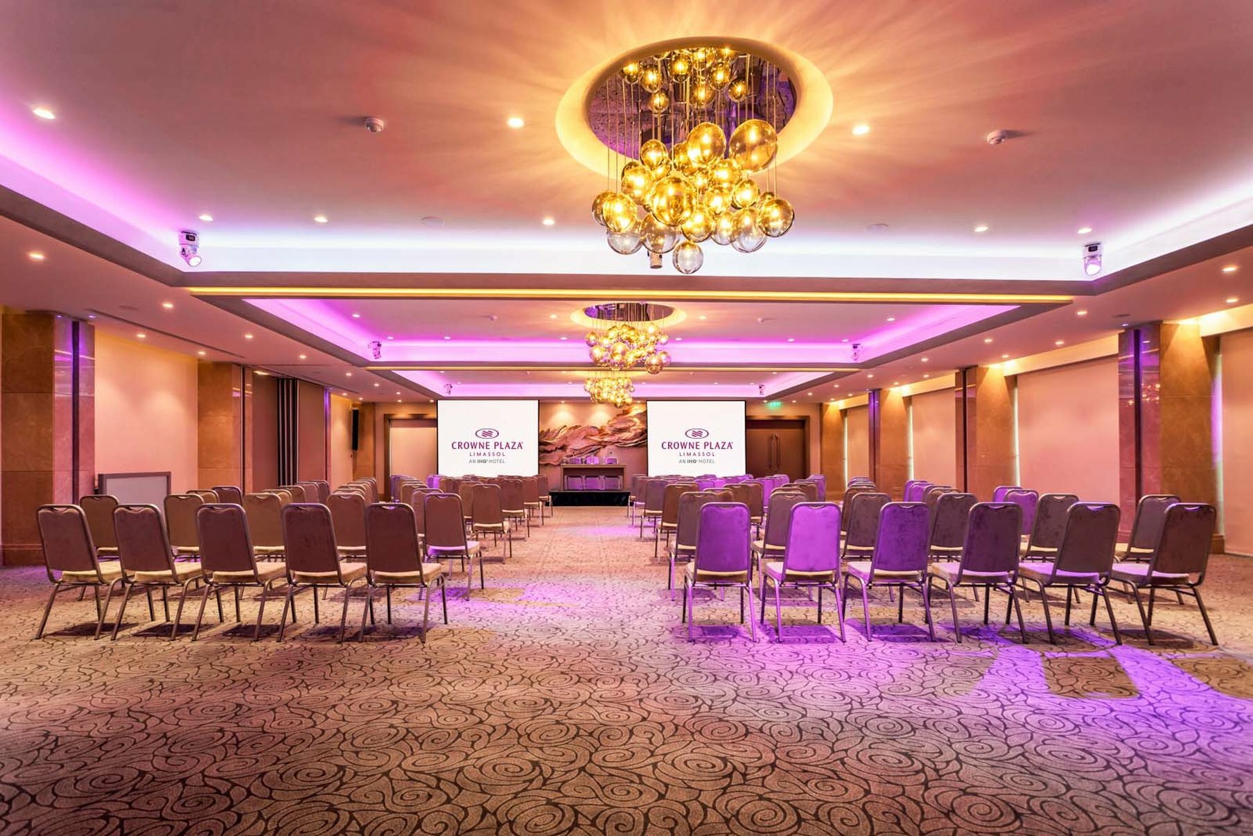 Фото Crowne Plaza