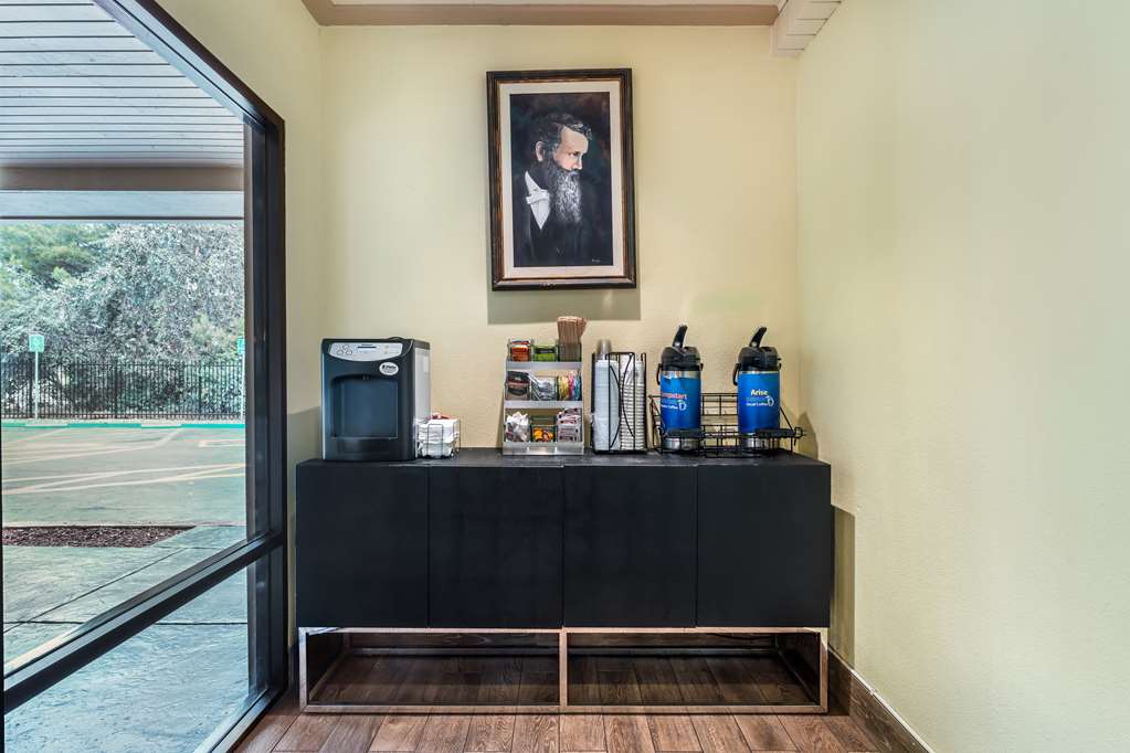 Фото Best Western John Muir Inn