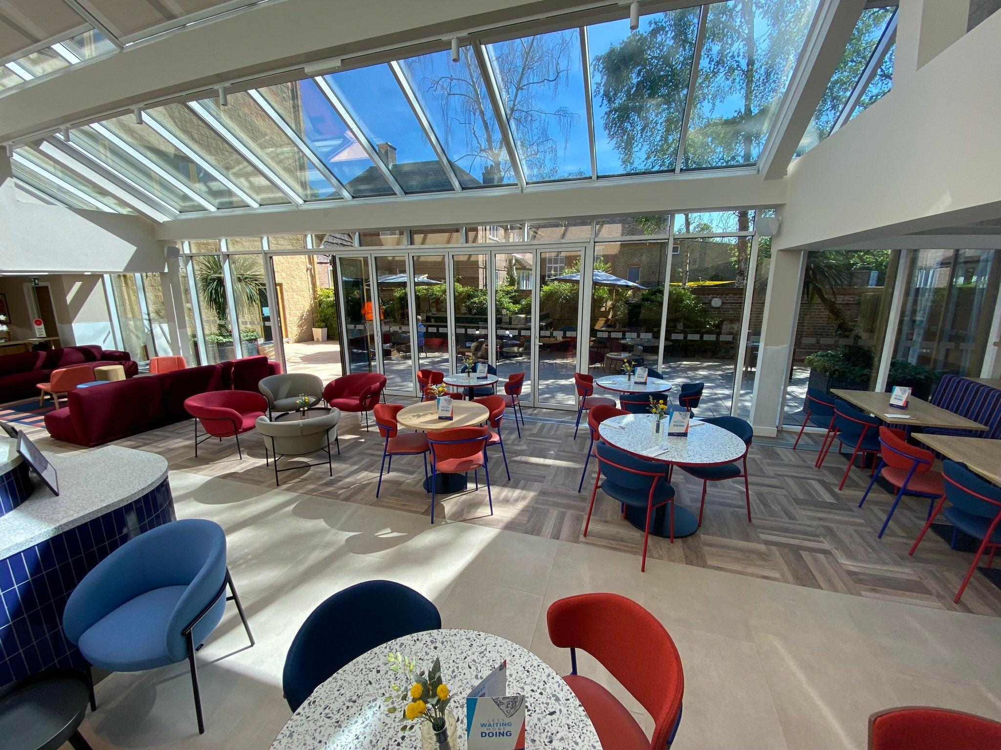 Фото Holiday Inn Express Windsor, an Ihg Hotel