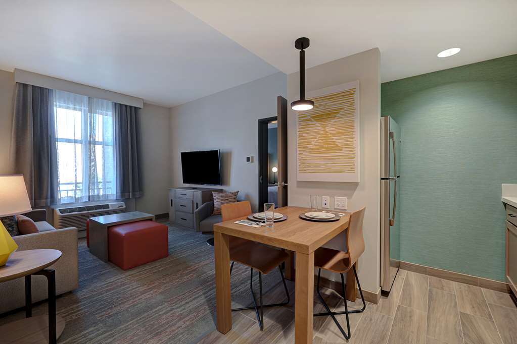 Фото Homewood Suites by Hilton Santa Clarita