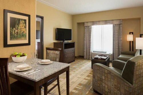 Гостиница Homewood Suites by Hilton Coralville - Iowa River Landing, IA в Коралвилле