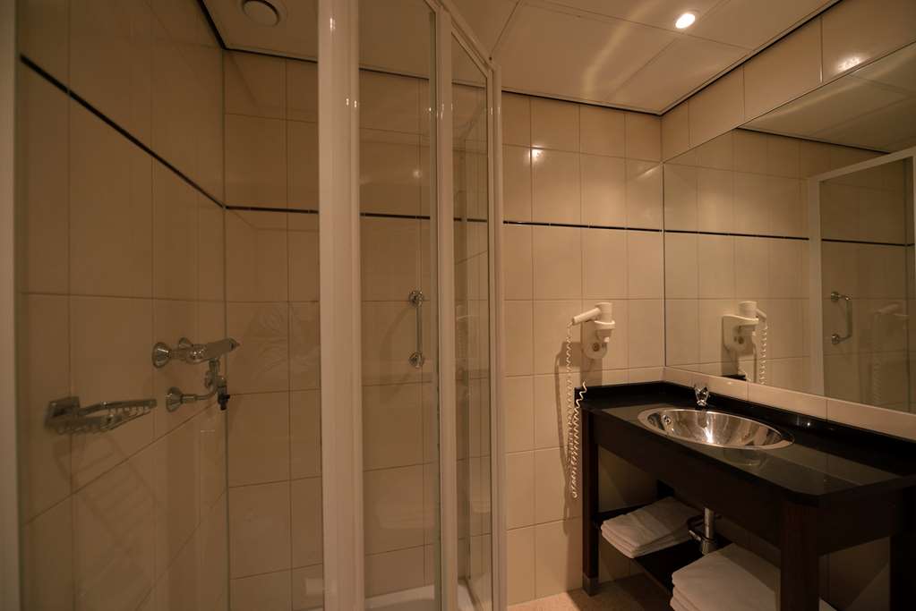 Фото Best Western Dam Square Inn