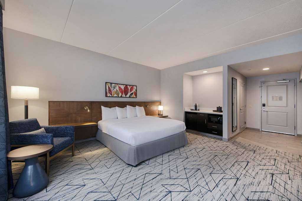 Фото Hilton Garden Inn Raleigh-Cary