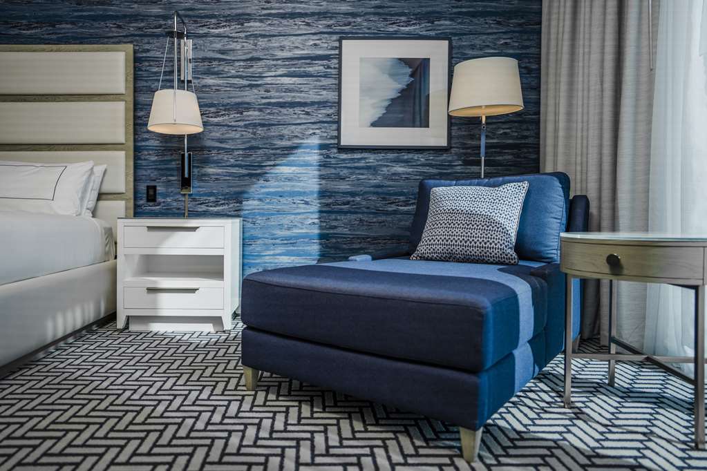Фото Hotel Maren Fort Lauderdale Beach, Curio Collection by Hilton