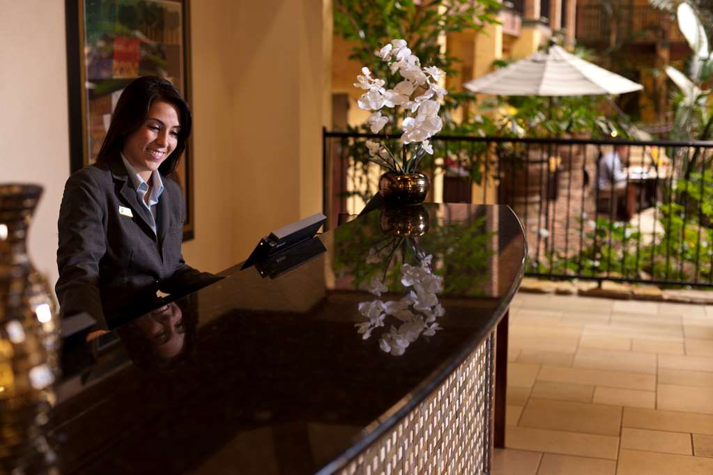 Фото Embassy Suites Lubbock