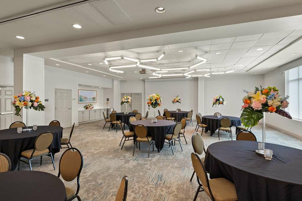 Фото Hilton Garden Inn Atlanta East/Stonecrest